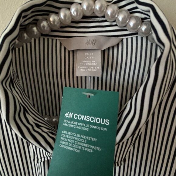 NWT H&M Womens Size XS White Black Stripe Blouse Long Sleeve - Picture 4 of 4